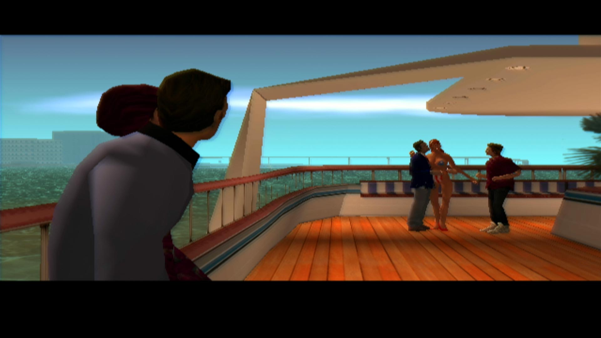 Grand Theft Auto Vice City PS2 yaught screenshot