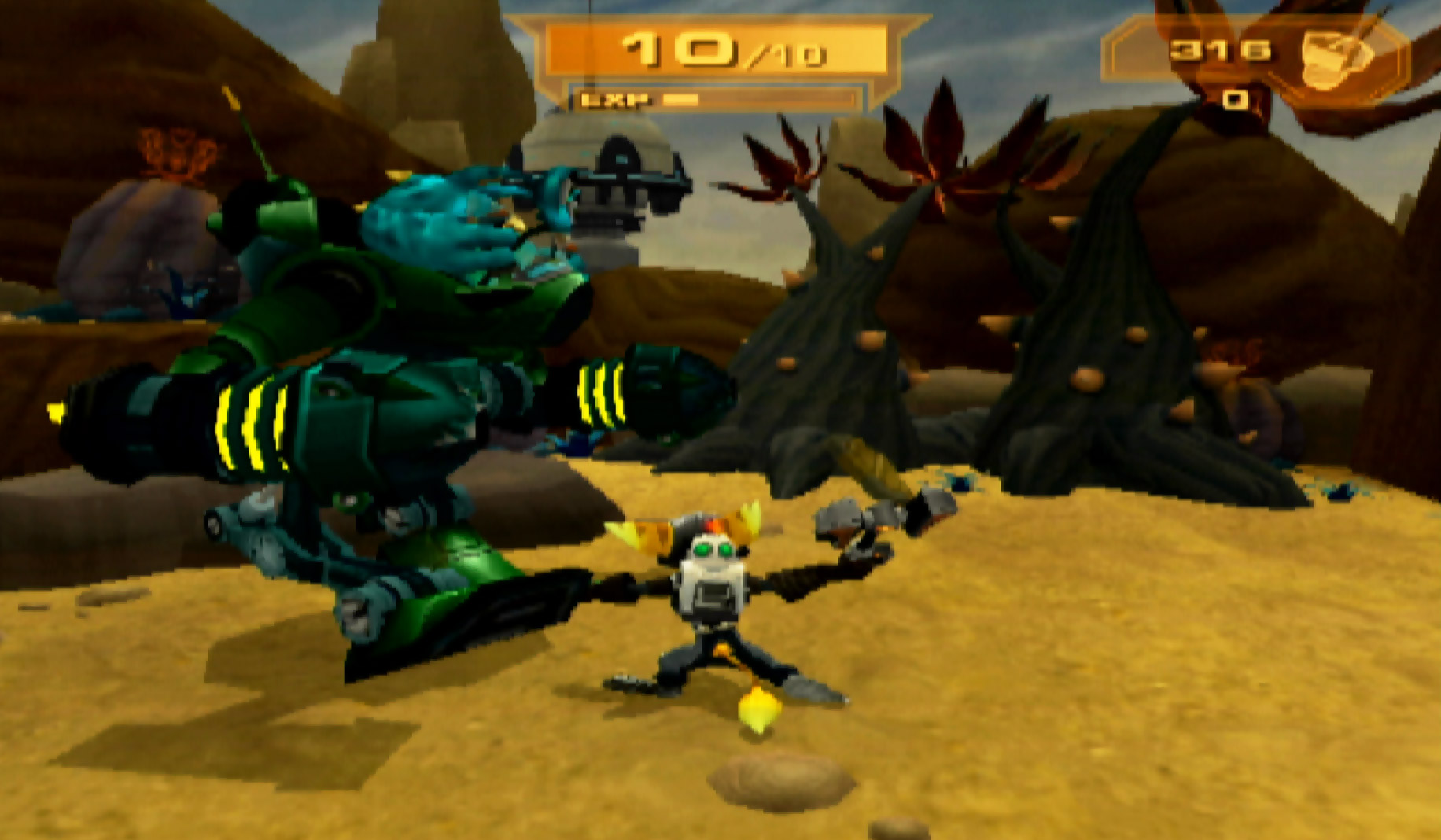 Ratchet Clank Up Your Arsenal PS2 melee attack