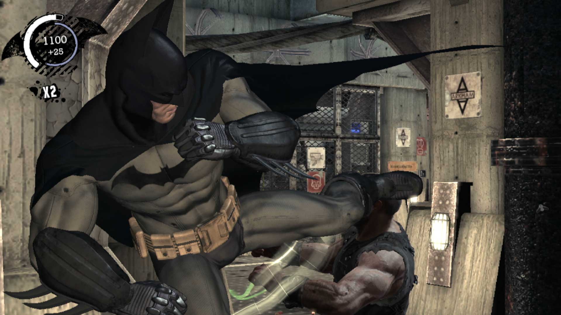 Batman Arkham Asylum PS3 kicking enemy move