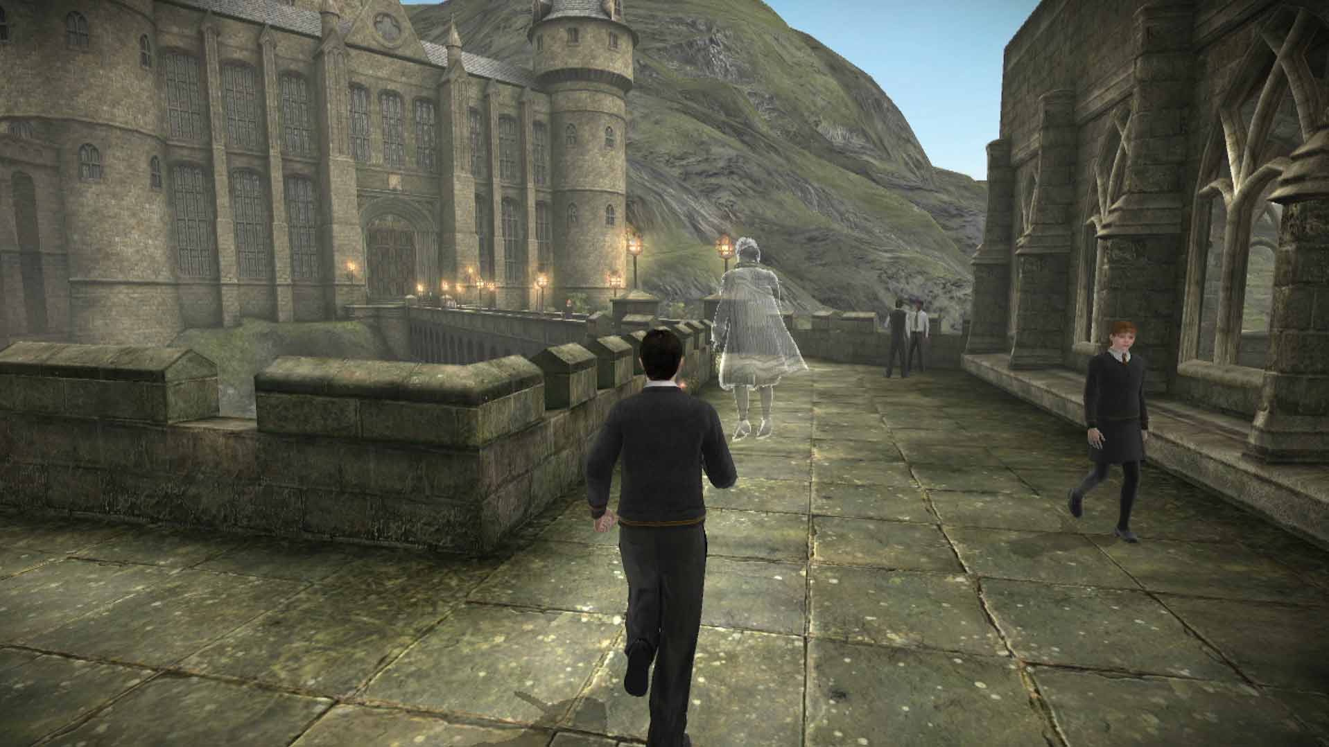 Harry Potter Half-Blood Prince PS3 outside hogwarts pathway screenshot